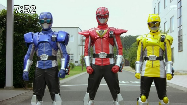 Tokumei Sentai Go-Busters (16)
