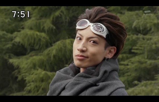 Tokumei Sentai Go-Busters (17)