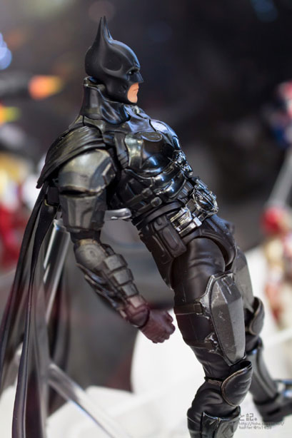 S.H.Figuarts-Batman--(5)