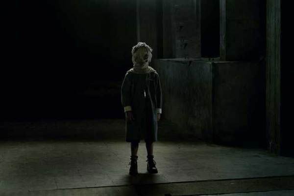 The-Babadook-(2)