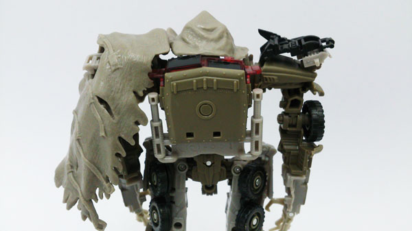 Megatron-Dark-Of-The-Moon-(23)