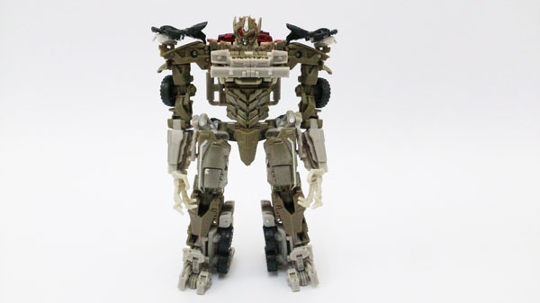 Megatron-Dark-Of-The-Moon-(26)