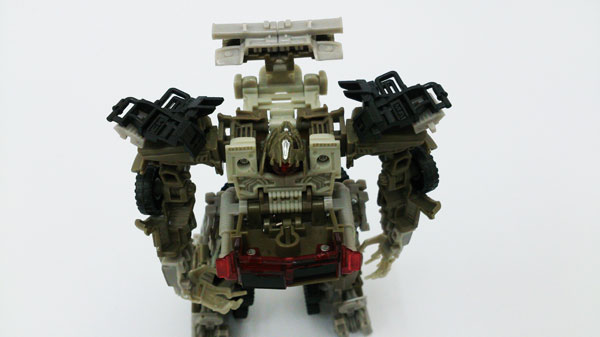 Megatron-Dark-Of-The-Moon-(33)