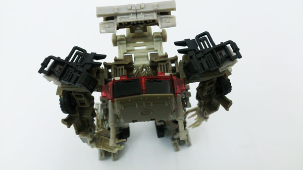 Megatron-Dark-Of-The-Moon-(34)