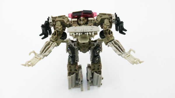 Megatron-Dark-Of-The-Moon-(39)