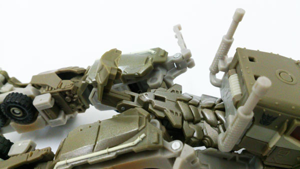 Megatron-Dark-Of-The-Moon-(44)