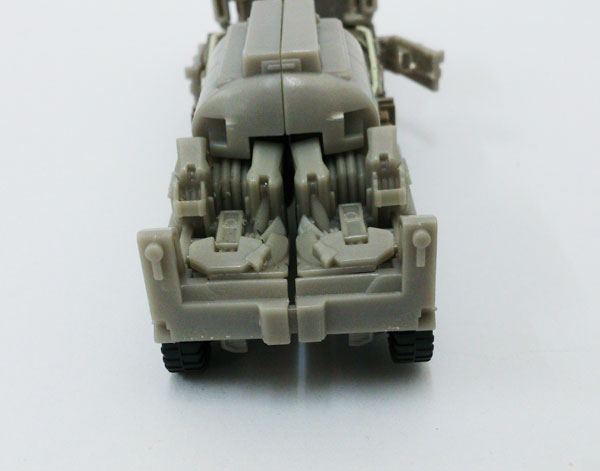 Megatron-Dark-Of-The-Moon-(52)