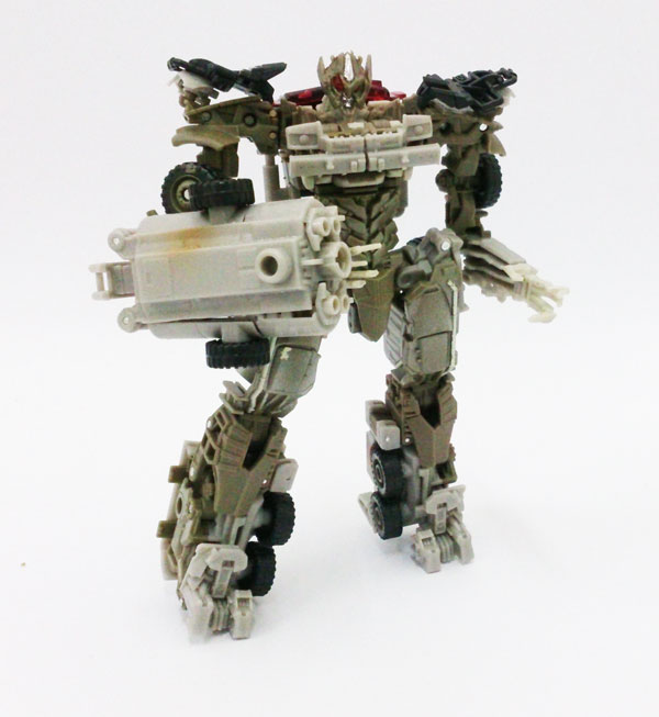 Megatron-Dark-Of-The-Moon-(59)