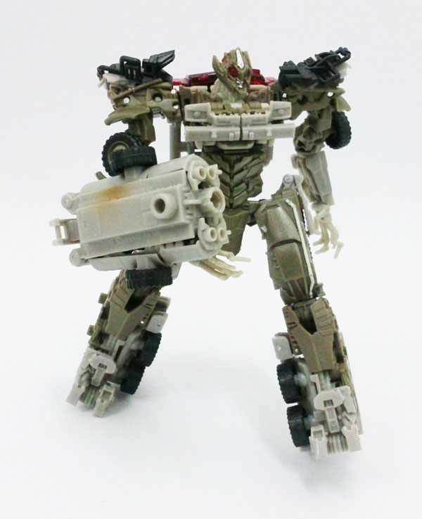 Megatron-Dark-Of-The-Moon-(62)