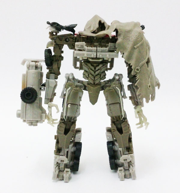 Megatron-Dark-Of-The-Moon-(65)