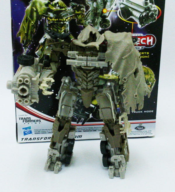 Megatron-Dark-Of-The-Moon-(69)