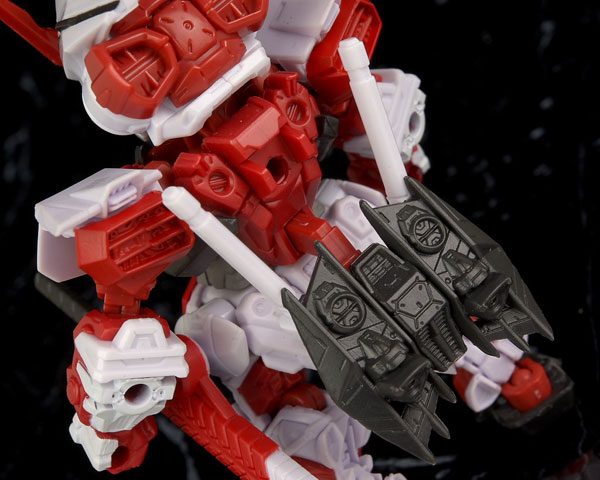NXEDGE Style MS UNIT Gundam Astray Red Frame (15)