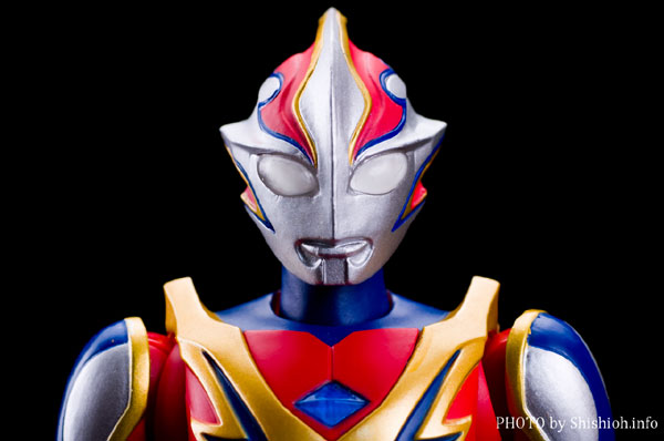 Ultra-Act Ultraman Mebius - Phoenix Brave Form (Bandai) (12)