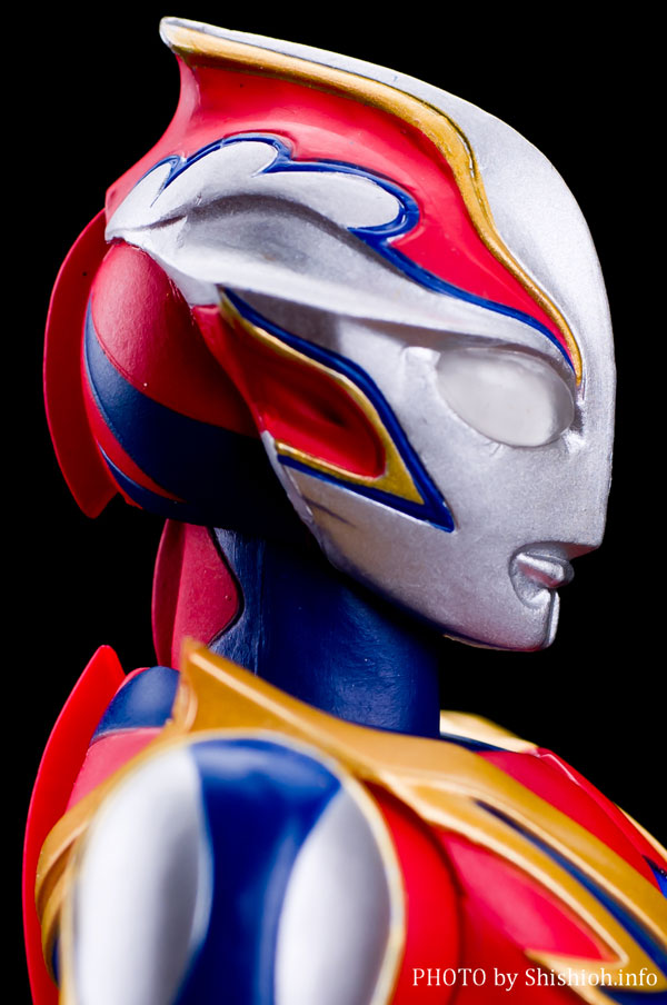 Ultra-Act Ultraman Mebius - Phoenix Brave Form (Bandai) (14)