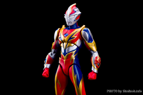 Ultra-Act Ultraman Mebius - Phoenix Brave Form (Bandai) (15)