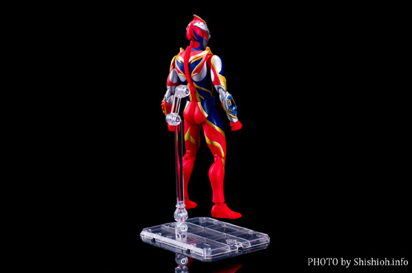 Ultra-Act Ultraman Mebius - Phoenix Brave Form (Bandai) (26)