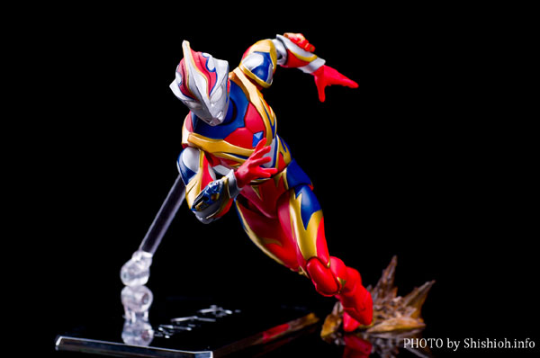 Ultra-Act Ultraman Mebius - Phoenix Brave Form (Bandai) (31)