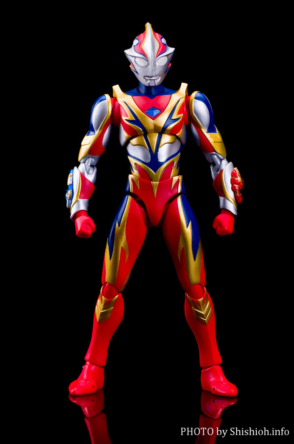 Ultra-Act Ultraman Mebius - Phoenix Brave Form (Bandai) (7)