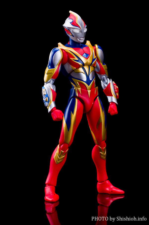 Ultra-Act Ultraman Mebius - Phoenix Brave Form (Bandai) (8)