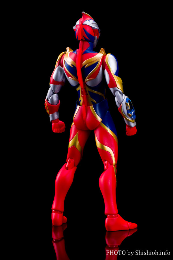 Ultra-Act Ultraman Mebius - Phoenix Brave Form (Bandai) (9)