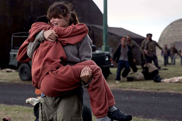 The-Girl-With-All-The-Gifts-(7)