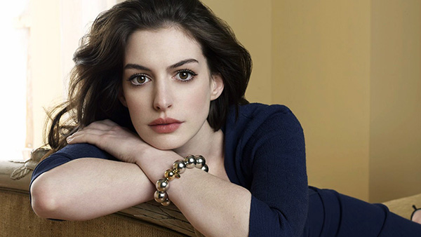 Anne Hathaway2017