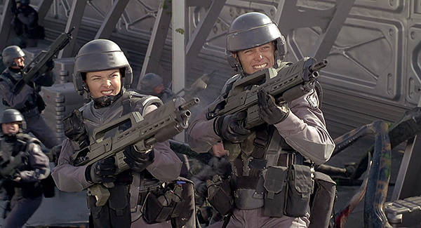 starship-troopers-traitor (5)