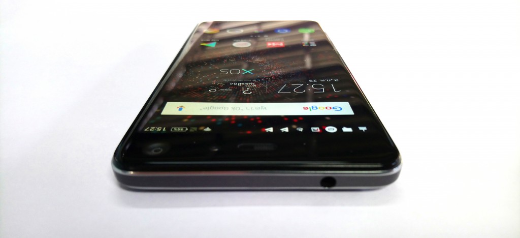 Infinix_X522_02