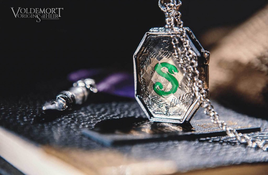 Voldemort_Origins_of_the_Heir_03