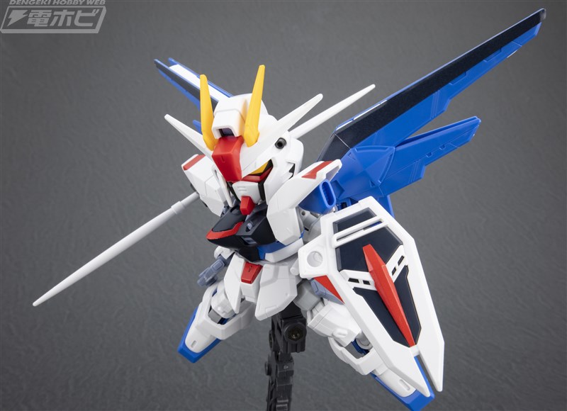 SDCS ZGMF-X10A Freedom Gundam ต่อดิบ (6)