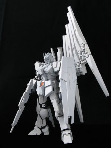 RG  1144 RX-93 nu Gundam  (2)