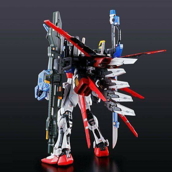 RG-Perfect-Strike-Gundam (3)