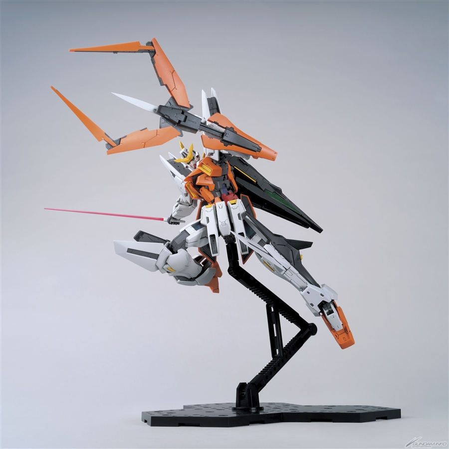 [ Gunpla ] MG 1100 Gundam Kyrios  (1)