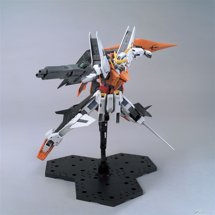 [ Gunpla ] MG 1100 Gundam Kyrios  (2)