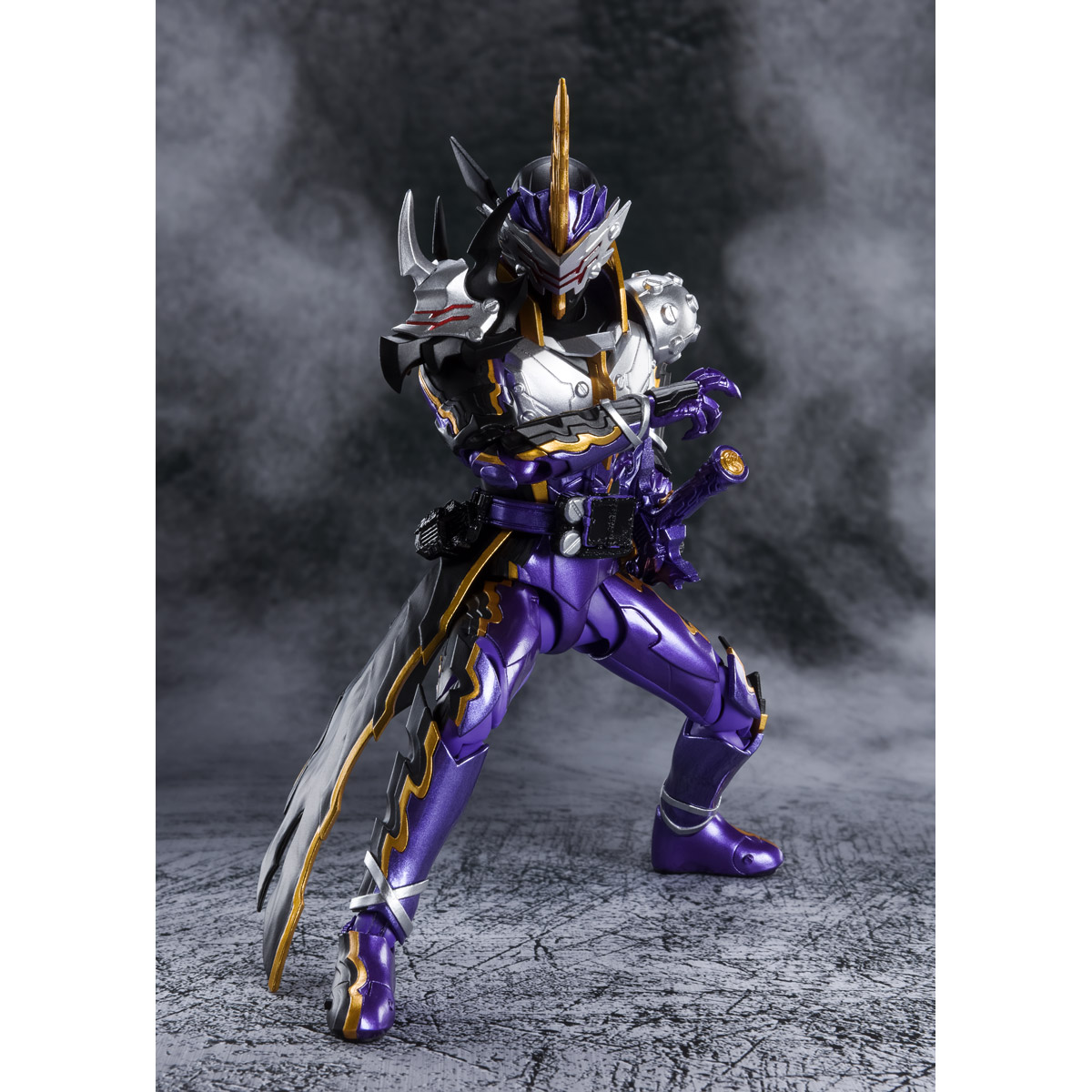 S.H.Figuarts KAMEN RIDER CALIBUR JAAKU DRAGON (5)