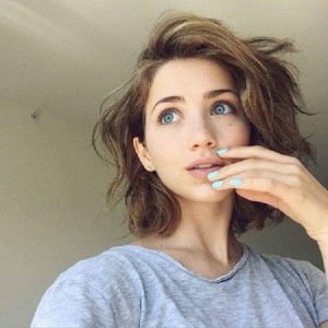emily-rudd-nami-one-piece-live-action-netflix-series (6)