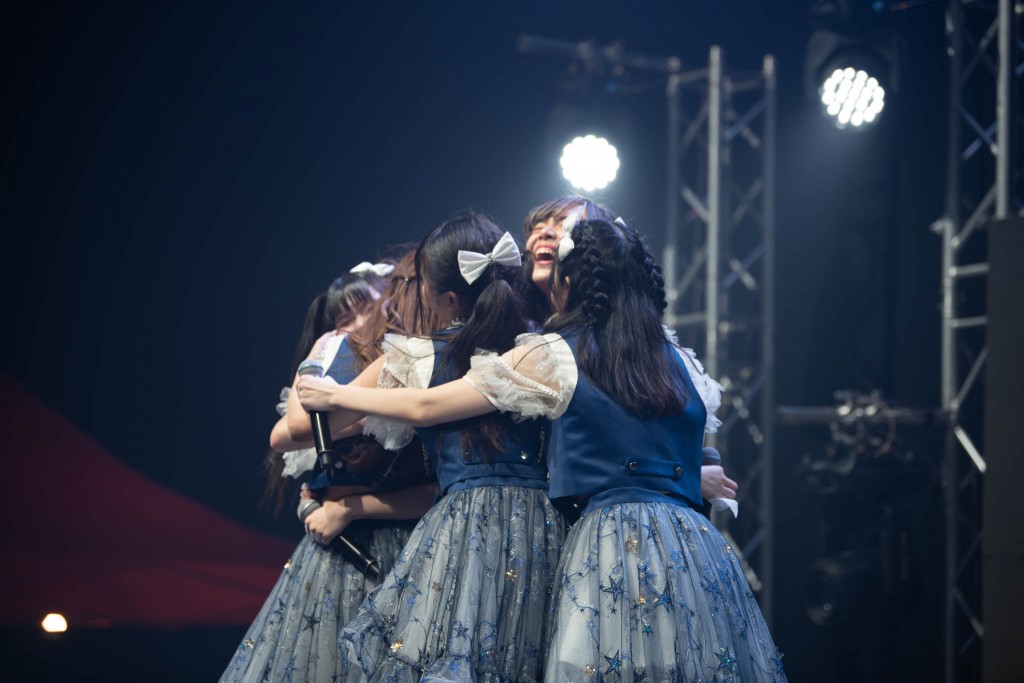 aliszt-1st-concert-from-today-its-our-turn (16)