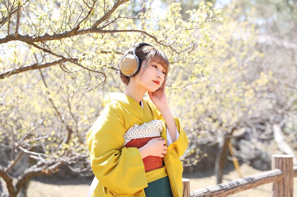 singing-cosplayer-hikari-japan-expo-france-news (2)