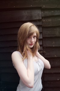 ella-freya-resident-evil-4-remake (25)
