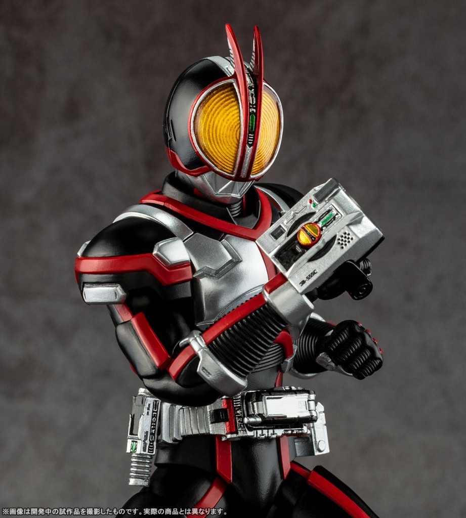 s-h-figuarts-shinkocchou-seihou-kamen-rider-faiz (13)