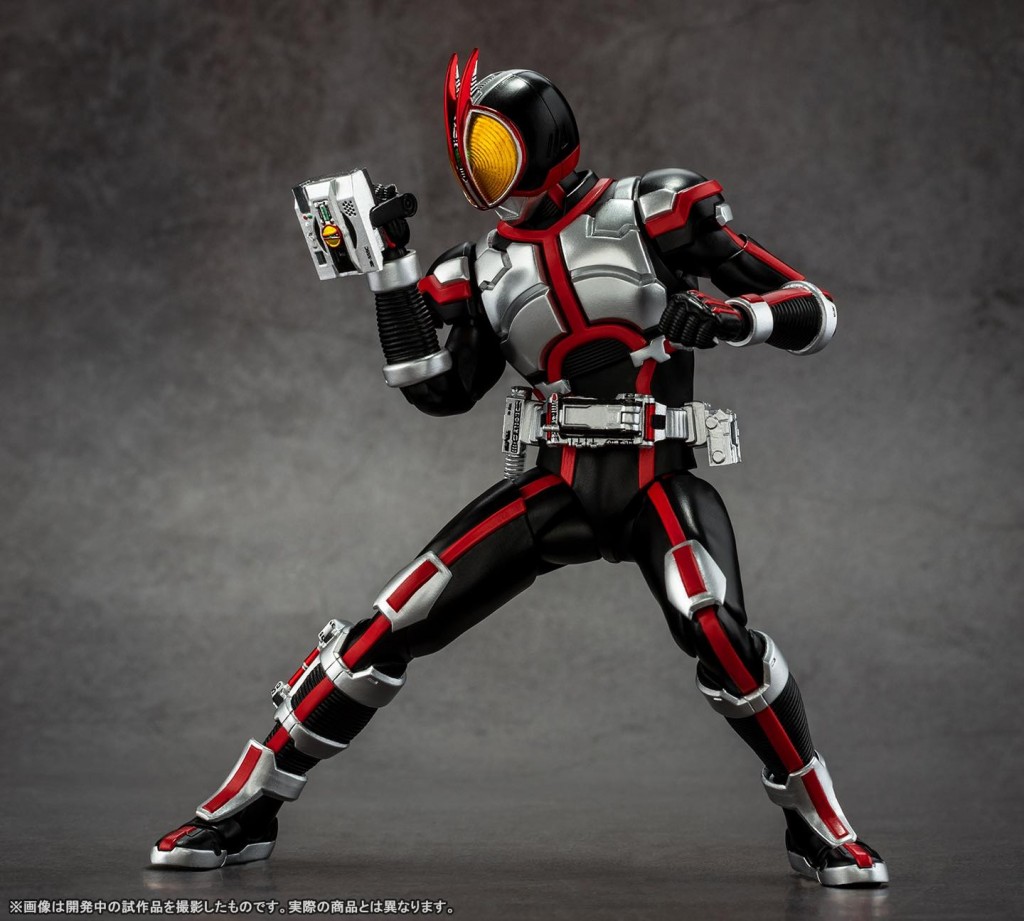 s-h-figuarts-shinkocchou-seihou-kamen-rider-faiz (14)