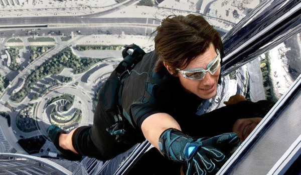 10-action-form-tom-cruise-scene-in-mission-impossible (1)