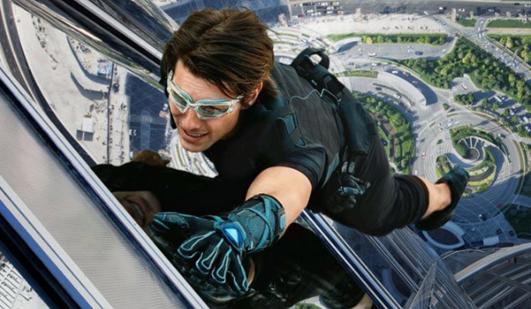 10-action-form-tom-cruise-scene-in-mission-impossible (7)