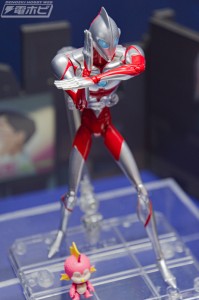 SHF ULTRAMAN RISING (4)