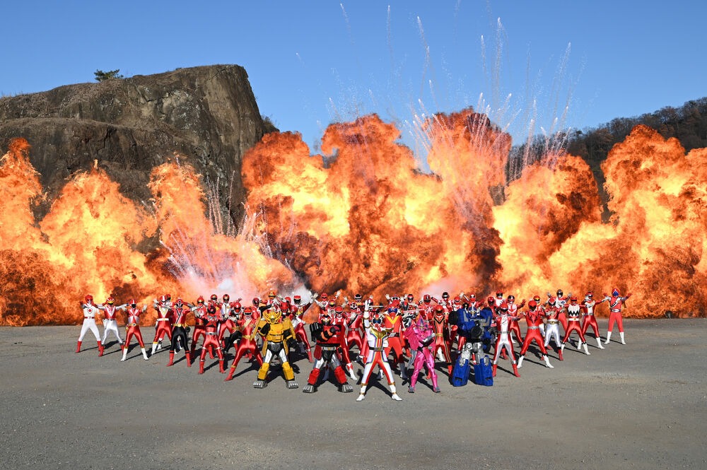 new-poll-reveals-japan-favorite-super-sentai-red-ranger2 (3)