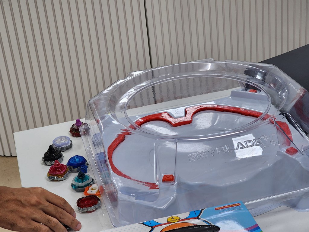 how-to-notice-the-real-and-the-fake-beyblade-x (2)