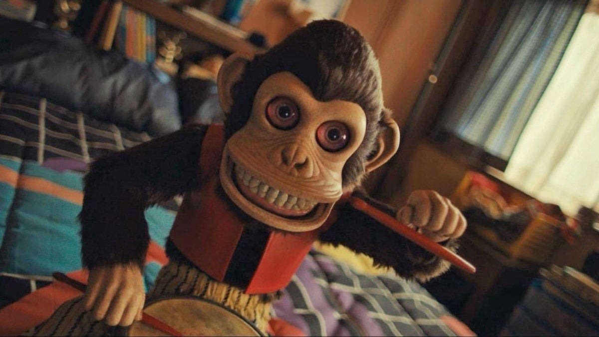 THE MONKEY [รีวิว / ตัวอย่าง / เรื่องย่อ / สนุกไหม] : Metal Bridges ...