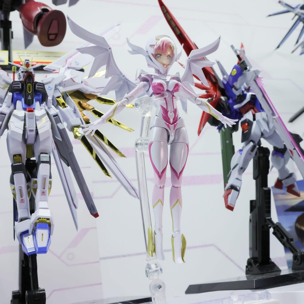 s-h-figuarts-lacus-clyne-pilot-suit-ver (2)