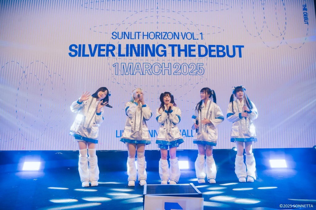 silver-lining-debutstage (10)