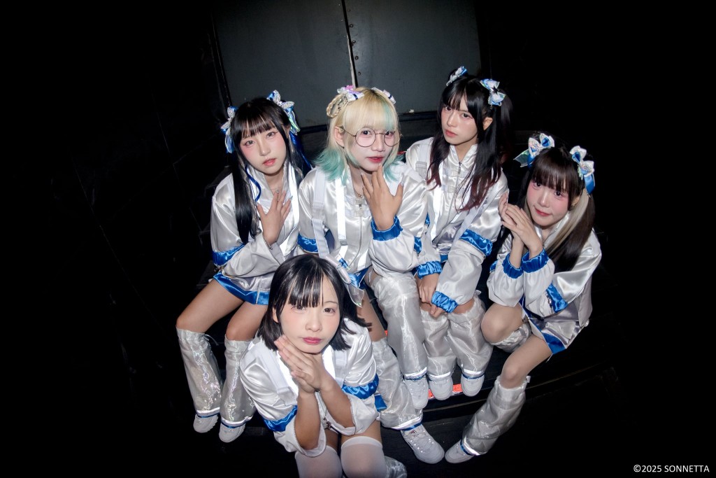 silver-lining-debutstage (2)